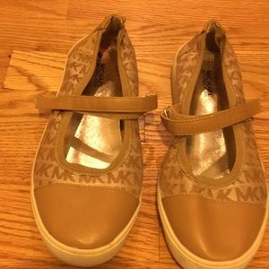 michael kors doll shoes